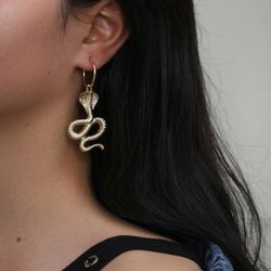 Vintage métal géométrique stéréoscopique Cobra cercle boucles d'oreilles animaux pendentif boucles d'oreilles Chic bijoux - Newchic - Modalova