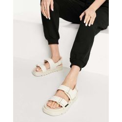 sandales compensées stradivarius
