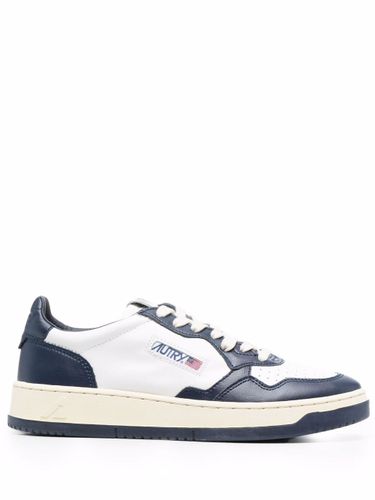 AUTRY Medalist Low Leather Sneakers - AUTRY - Modalova
