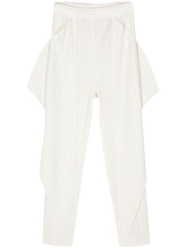 Pleated Trousers - PLEATS PLEASE ISSEY MIYAKE - Modalova