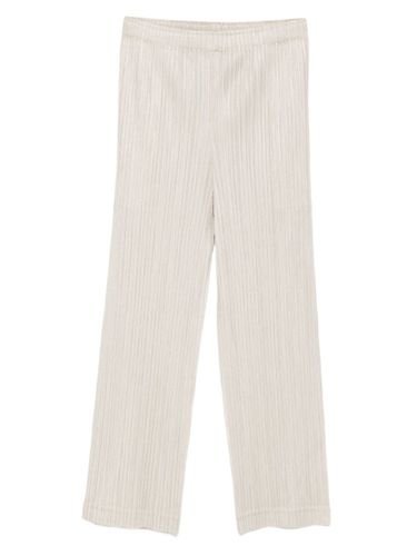 Pleated Slim Trousers - PLEATS PLEASE ISSEY MIYAKE - Modalova