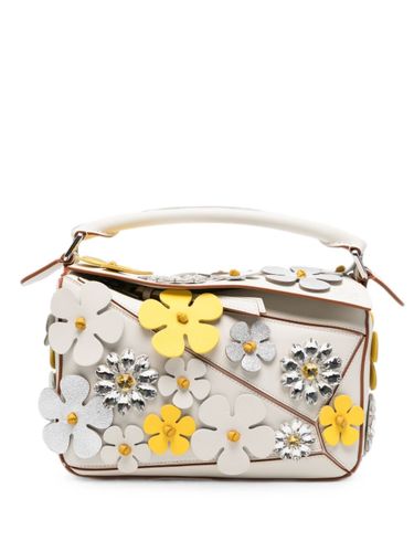 Puzzle Daisy Small Leather Handbag - LOEWE PAULA'S IBIZA - Modalova