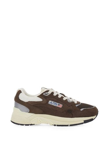 AUTRY Hyperway Low Sneakers - AUTRY - Modalova
