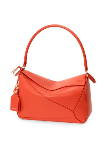 Puzzle Featherlight Medium Leather Handbag - Loewe - Modalova