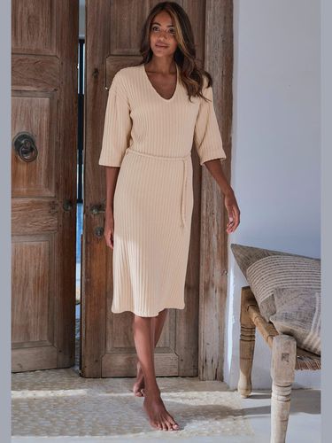 Robe en tricot robe longue côtelée avec encolure en v - LASCANA - Modalova