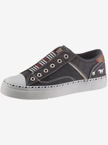 Sneakers slip on superbes détails - Mustang Shoes - Modalova