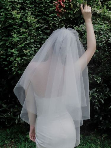 Accessoires de voiles de mariage à deux niveaux non inclus. Voiles de mariée classiques bord crayon - milanoo.com - Modalova