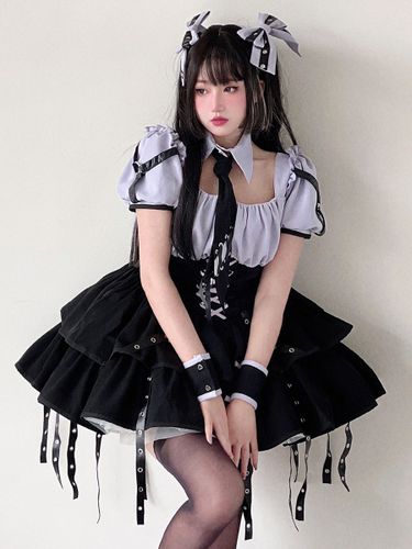 Robes Gothiques Lolita Lacets Steampunk Manches Longues Robe Courte - milanoo.com - Modalova