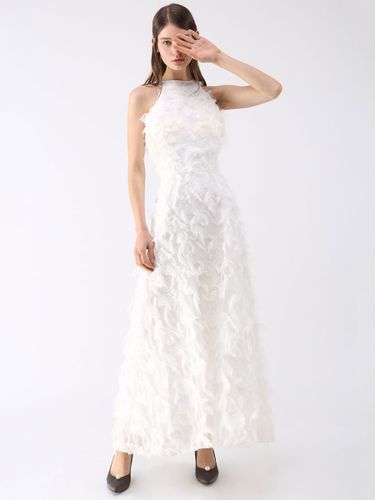 Robe longue en plumes Halter sans manches A-Line Robes de bal élégantes - milanoo.com - Modalova