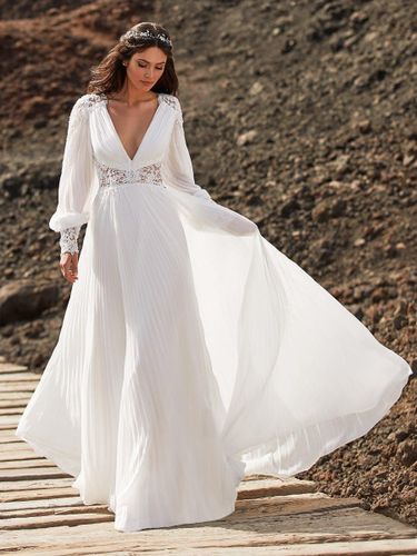 Robe de mariée bohème en mousseline de soie col V manche longue boutonné sur dos au sol - milanoo.com - Modalova