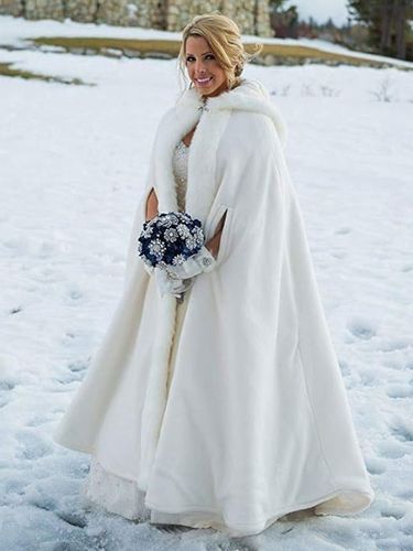 Capes de mariage en couvertures de mariée en fausse fourrure - milanoo.com - Modalova