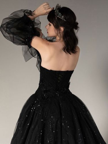 Robes de mariée gothiques A-ligne manches longues en dentelle plissée avec train robe de mariée personnalisation gratuite - milanoo.com - Modalova
