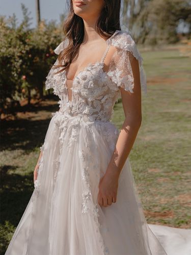 Robe de mariée en dentelle à bretelle col v à traîne - milanoo.com - Modalova