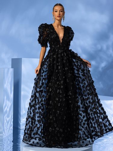 Robe de soirée en organza à col en V et longueur au sol avec appliques - milanoo.com - Modalova