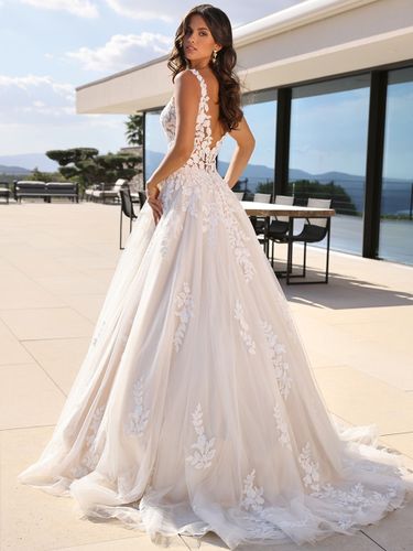 Robe de mariée avec traîne silhouette princesse sans manches en dentelle col en V - milanoo.com - Modalova
