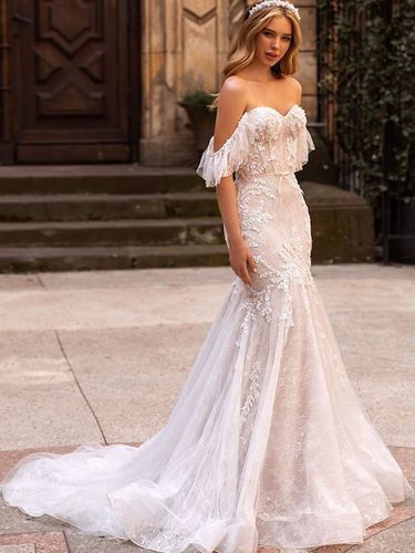 Robe de mariée sirène en dentelle décolleté en cœur taille naturelle avec traîne - milanoo.com - Modalova