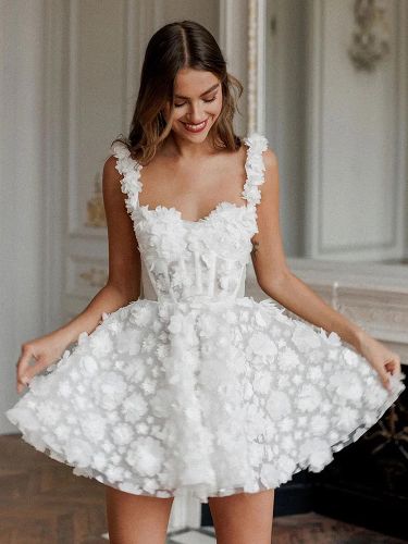 Robe de mariée courte mini robe de mariée courte sans manches à col en cœur - milanoo.com - Modalova