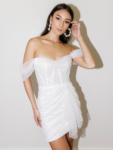 Robe de mariée courte mini sans bretelles manches courtes fourreau - milanoo.com - Modalova
