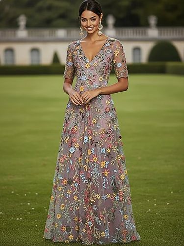 Robe de soirée pour la mère de la mariée col rond manches courtes coupe trapèze en dentelle idéale pour un mariage - milanoo.com - Modalova