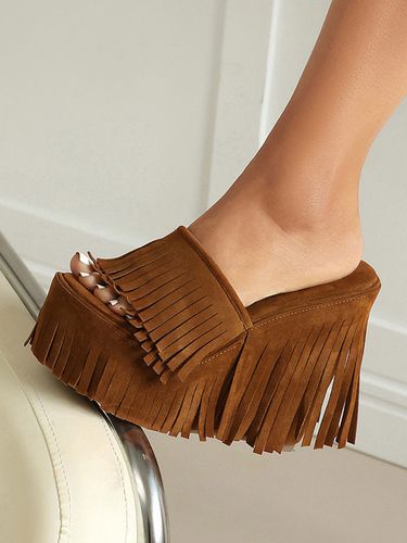 Sandales compensées en daims à plateforme et bout ouvert ornées de pompons - milanoo.com - Modalova