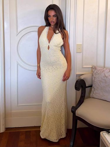 Robe de soirée longue sirène dos nu en dentelle florale à décolleté plongeant et col halter - milanoo.com - Modalova