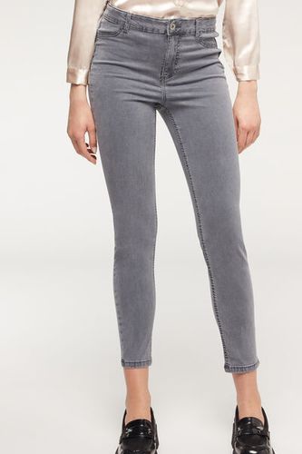 Calzedonia jeans push outlet up