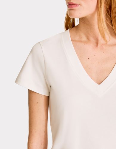 T-shirt en coton doux à col V - écru - celio - Modalova