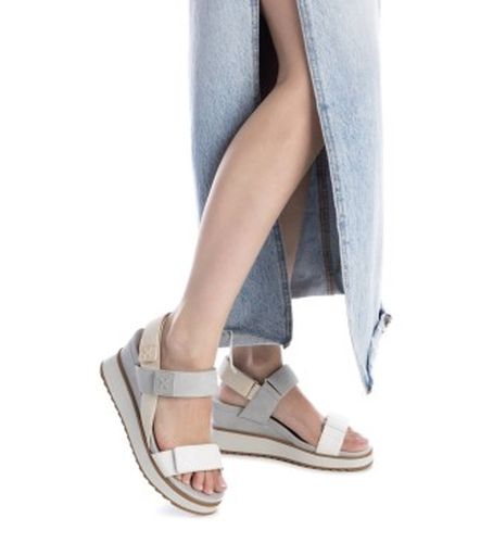 Sandales 143848 (35), 5 à 8 cm, Velcro, Casuel - XTI - Modalova