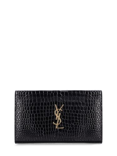 Portefeuille Embossé Croco À Chaîne Cassandra - SAINT LAURENT - Modalova