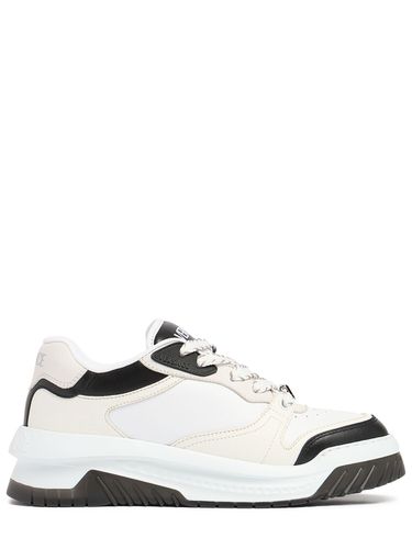 Sneakers Basses En Mesh - VERSACE - Modalova