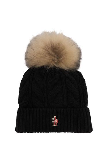 Bonnet En Laine Vierge Mélangée Avec Pompon - MONCLER GRENOBLE - Modalova