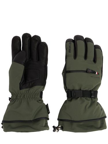 Logo Padded Tech Ski Gloves - MONCLER GRENOBLE - Modalova