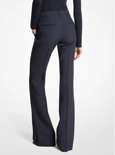 MK Pantalon évasé Haylee en double crêpe sablé - Michael Kors - MICHAEL KORS COLLECTION - Modalova