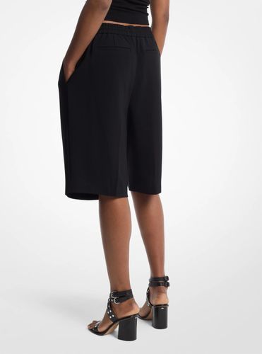 MK Bermuda de survêtement en crêpe texturé - Michael Kors - MICHAEL Michael Kors - Modalova