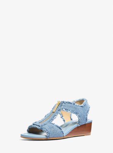 MK Sandale à semelle compensée Berkley en denim effiloché - Michael Kors - MICHAEL Michael Kors - Modalova