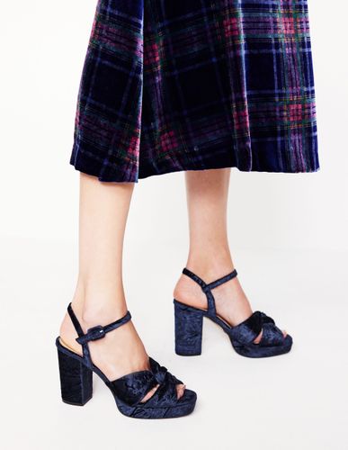 Chaussures compensées avec devant torsadé- Marine - Boden - Modalova