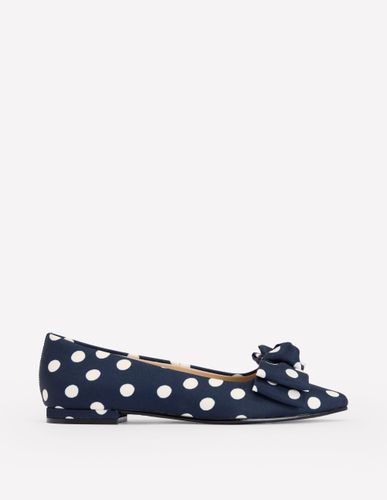 Ballerines à bout biseauté- marine foncé, pois abstraits - Boden - Modalova