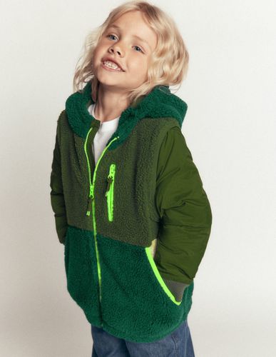 Garçons Veste à empiècements en borg mélangé en Taille 6-7 ans - Boden - Modalova