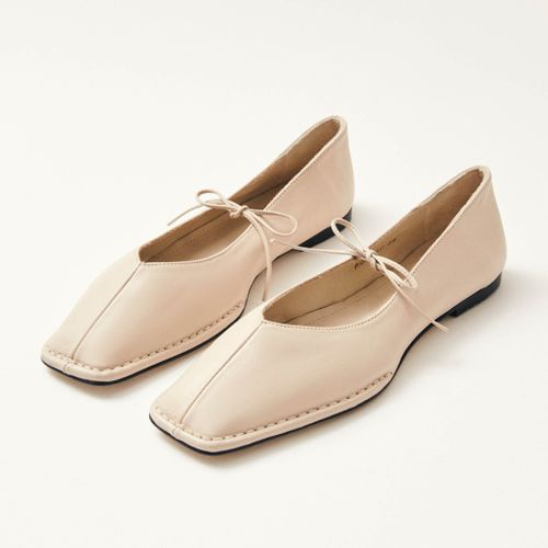 Sway Ballerines en Cuir Crème - ALOHAS - Modalova