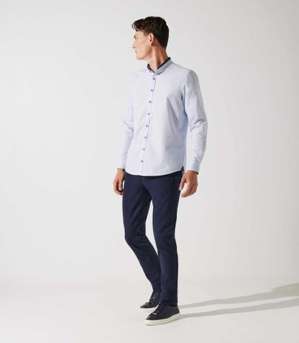Chemise col mao à coudières ciel et marine JOY L - IZAC - Modalova