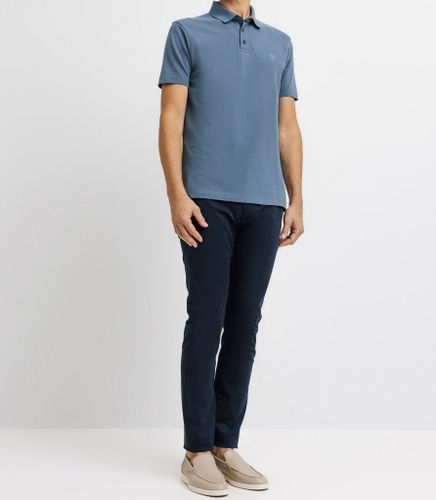 IZAC - Polo avec broderie indigo - IZAC - Modalova
