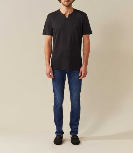 T-shirt lin col tunisien ''Roger'' - Izac - Modalova