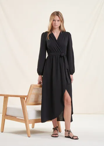 Robe longue faux portefeuille noire manches longues - La Fée Maraboutée - Modalova