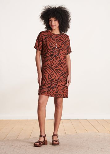 Robe courte en lin marron à imprimé animalier - La Fée Maraboutée - Modalova