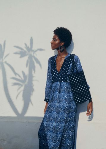 Robe longue ample patchwork d'imprimés - La Fée Maraboutée - Modalova
