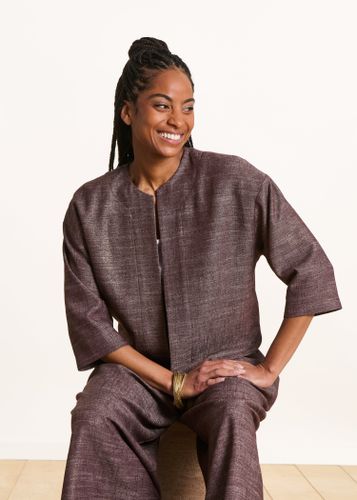 Veste courte ouverte marron irisée manches 3/4 - La Fée Maraboutée - Modalova