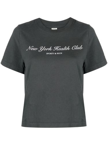 Ny Health Club Cropped Cotton T-shirt - Sporty & Rich - Modalova