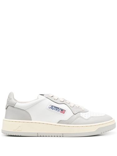 Medalist Low Leather Sneakers - Autry - Modalova