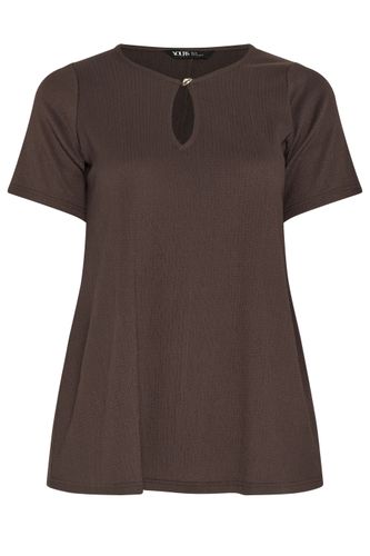 Top Formel Marron Chocolat À Encolure Goutte D'eau Size 50-52 - Yours - Modalova