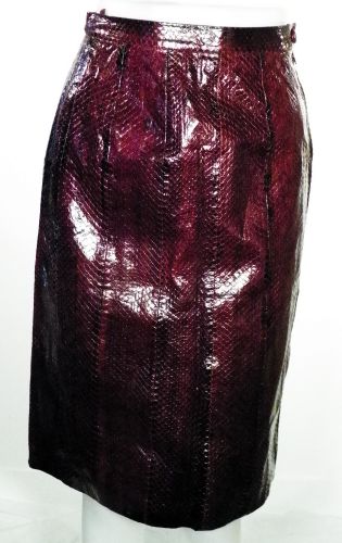 Jupe Vintage Bordeaux Taille Estime 32/34 - Label Emmaus - Modalova
